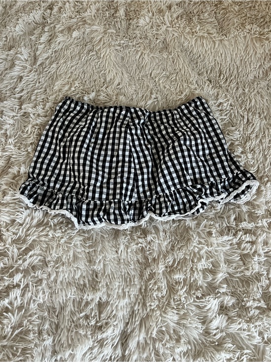 Kimchi Blue Dresses & Skirts - Kimchi Blue Black & White Gingham Ruffle Skirt